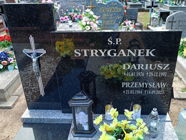 Dariusz Stryganek 1976 Trzemeszno - Grobonet - Wyszukiwarka osób pochowanych