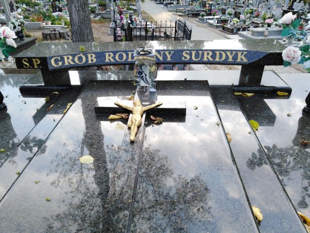 Weronika Surdyk 1893 Trzemeszno - Grobonet - Wyszukiwarka osób pochowanych