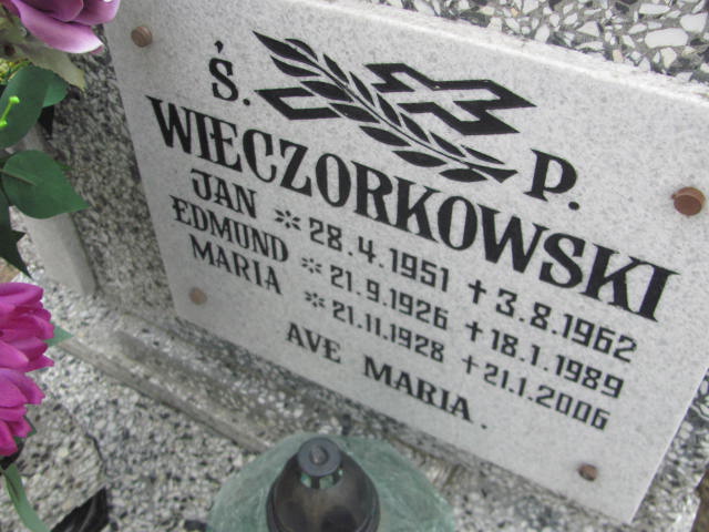 Maria Wieczorkowska 1928 Trzemeszno - Grobonet - Wyszukiwarka osób pochowanych