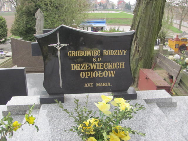 Jan Drzewiecki 1940 Trzemeszno - Grobonet - Wyszukiwarka osób pochowanych